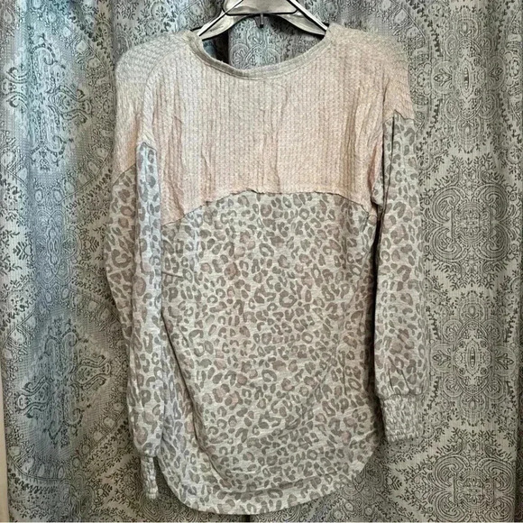 Knox Rose Woman’s Sweater NWT - Picture 2 of 5